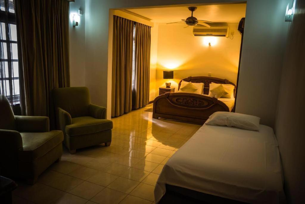 Ocean Beauty Guest House Negombo Exterior photo